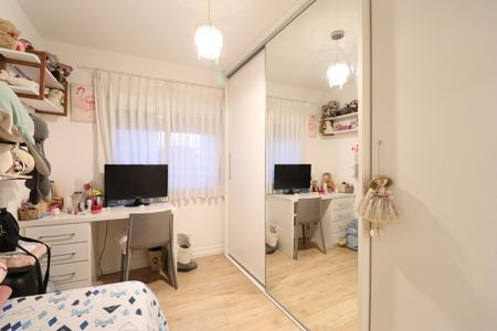 Apartamento à venda com 167m², 3 quartos e 2 vagasQuarto 2