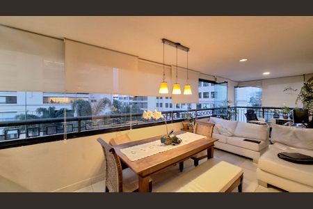 Apartamento à venda com 167m², 3 quartos e 2 vagasVaranda