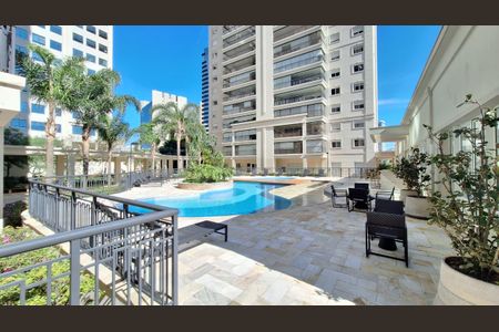 Apartamento à venda com 167m², 3 quartos e 2 vagasÁrea comum - Piscina