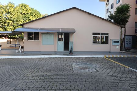 Apartamento para alugar com 46m², 2 quartos e 1 vagaÁrea comum - Salão de festas