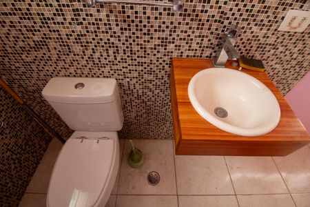 Casa à venda com 288m², 4 quartos e 2 vagasBanheiro Suíte  - Casa 1