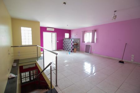 Casa à venda com 288m², 4 quartos e 2 vagasQuarto 1 - Suíte - Casa 1