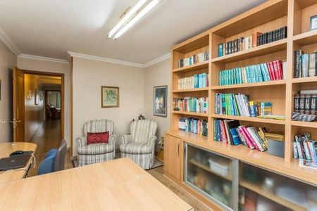 Casa à venda com 344m², 4 quartos e 3 vagasQuarto 4