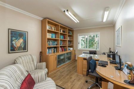 Casa à venda com 344m², 4 quartos e 3 vagasQuarto 4