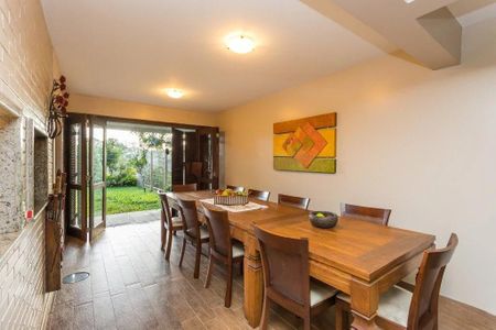 Casa à venda com 344m², 4 quartos e 3 vagasSala