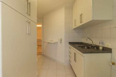Apartamento à venda com 65m², 2 quartos e 2 vagasCozinha