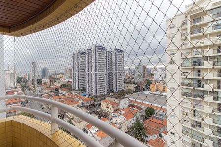 Apartamento à venda com 65m², 2 quartos e 2 vagasVaranda da Sala - Vista