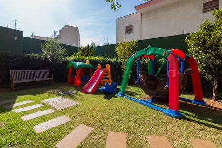 Apartamento à venda com 62m², 2 quartos e 1 vaga Apartamento à venda com 62m², 2 quartos e 1 vagaÁrea comum - Playground