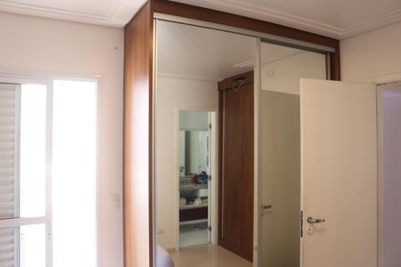 Apartamento à venda com 92m², 3 quartos e 2 vagasSuíte 1