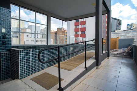 Apartamento à venda com 45m², 1 quarto e 1 vaga Apartamento à venda com 45m², 1 quarto e 1 vagaÁrea comum - Piscina