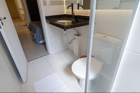 Apartamento à venda com 45m², 1 quarto e 1 vaga Apartamento à venda com 45m², 1 quarto e 1 vagaBanheiro da Suíte