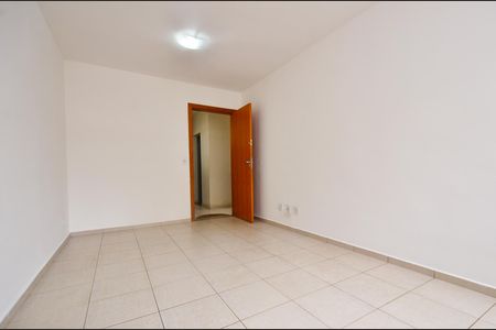 Apartamento para alugar com 79m², 3 quartos e 2 vagasSala