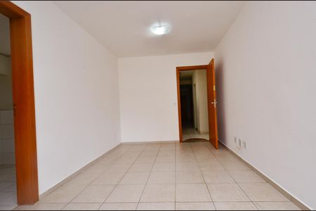 Apartamento para alugar com 79m², 3 quartos e 2 vagasSala