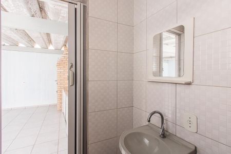 Casa à venda com 200m², 4 quartos e 2 vagasBanheiro de serviço