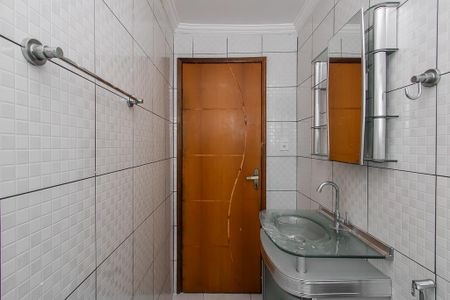 Casa à venda com 200m², 4 quartos e 2 vagasBanheiro