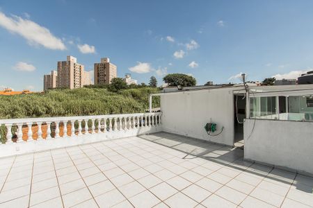 Casa à venda com 200m², 4 quartos e 2 vagasLaje
