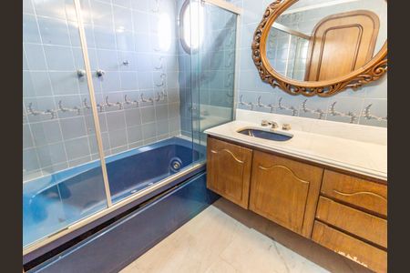 Apartamento à venda com 165m², 3 quartos e 2 vagasBanheiro da Suíte 2