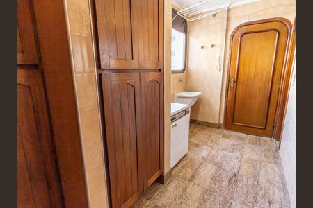 Apartamento à venda com 165m², 3 quartos e 2 vagasÁrea de Serviço