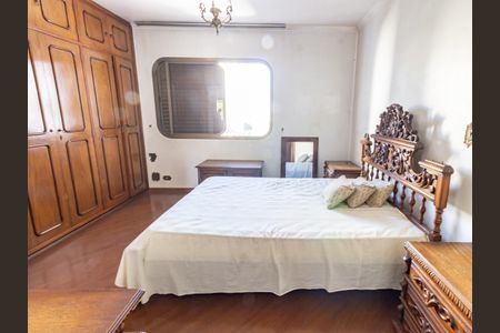 Apartamento à venda com 165m², 3 quartos e 2 vagasSuíte 1