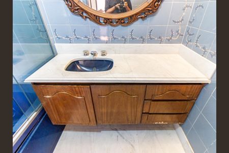 Apartamento à venda com 165m², 3 quartos e 2 vagasBanheiro da Suíte 2