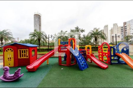 Apartamento à venda com 80m², 2 quartos e 1 vaga Apartamento à venda com 80m², 2 quartos e 1 vagaÁrea comum - Playground
