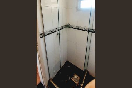 Apartamento à venda com 75m², 2 quartos e 1 vaga Apartamento à venda com 75m², 2 quartos e 1 vagaBanheiro da Suíte