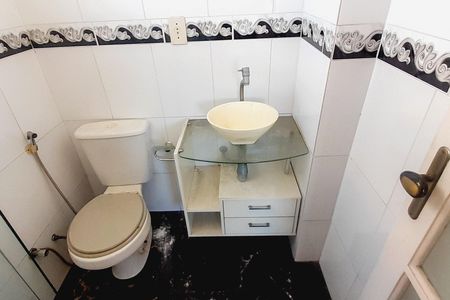 Apartamento à venda com 75m², 2 quartos e 1 vaga Apartamento à venda com 75m², 2 quartos e 1 vagaBanheiro da Suíte