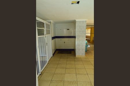 Apartamento à venda com 75m², 2 quartos e 1 vaga Apartamento à venda com 75m², 2 quartos e 1 vagaÁrea comum - Piscina