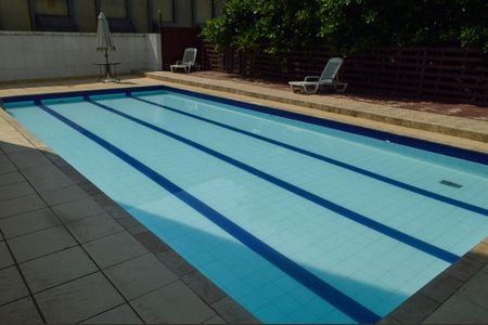 Apartamento à venda com 75m², 2 quartos e 1 vaga Apartamento à venda com 75m², 2 quartos e 1 vagaÁrea comum - Piscina