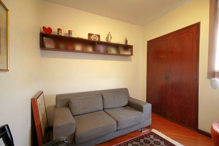 Apartamento à venda com 156m², 4 quartos e 1 vagaQuarto 2
