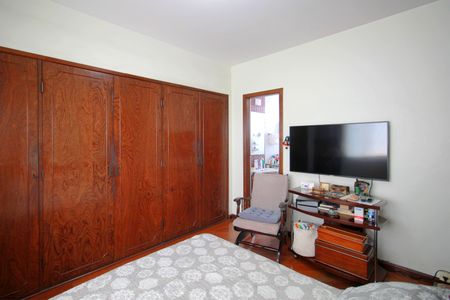 Apartamento à venda com 156m², 4 quartos e 1 vagaSuite 1