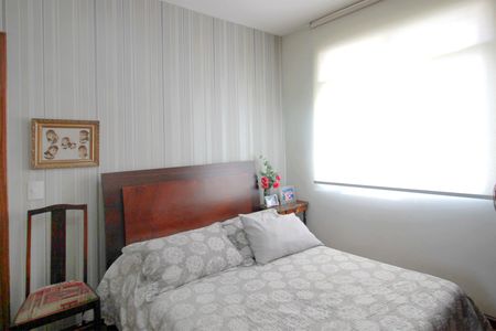 Apartamento à venda com 156m², 4 quartos e 1 vagaSuite 1