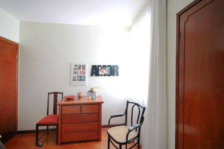 Apartamento à venda com 156m², 4 quartos e 1 vagaQuarto 1