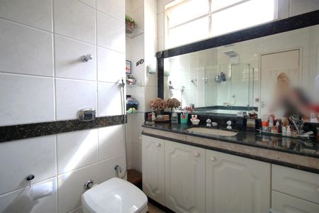 Apartamento à venda com 156m², 4 quartos e 1 vagaBanheiro