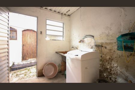 Casa à venda com 250m², 2 quartos e sem vagaLavanderia