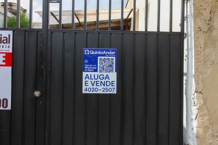 Casa à venda com 250m², 2 quartos e sem vagaPlaquinha