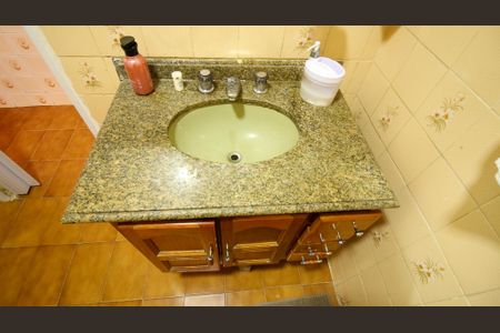 Casa à venda com 250m², 2 quartos e sem vagaBanheiro Social