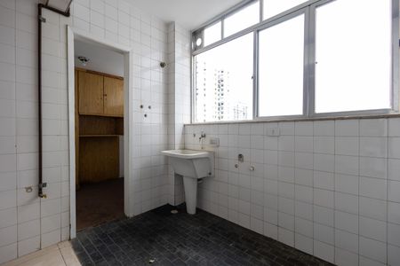 Apartamento à venda com 120m², 3 quartos e 1 vagaÁrea de Serviço