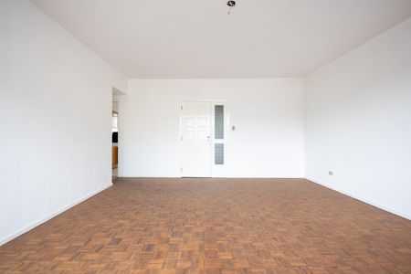 Apartamento à venda com 120m², 3 quartos e 1 vagaSala