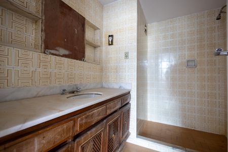 Apartamento à venda com 120m², 3 quartos e 1 vagaBanheiro Suite