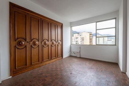 Apartamento à venda com 120m², 3 quartos e 1 vagaQuarto Suite