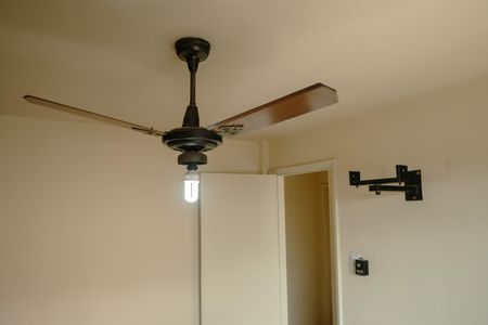 Apartamento à venda com 45m², 2 quartos e 1 vaga Apartamento à venda com 45m², 2 quartos e 1 vagaQuarto 1