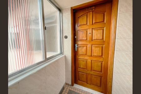 Apartamento à venda com 45m², 2 quartos e 1 vaga Apartamento à venda com 45m², 2 quartos e 1 vagaEntrada