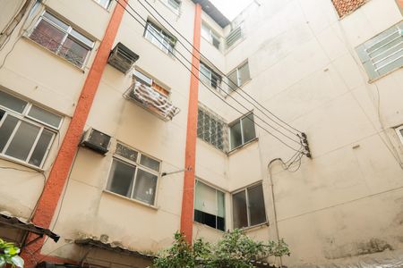 Apartamento à venda com 45m², 2 quartos e 1 vaga Apartamento à venda com 45m², 2 quartos e 1 vagaEntrada