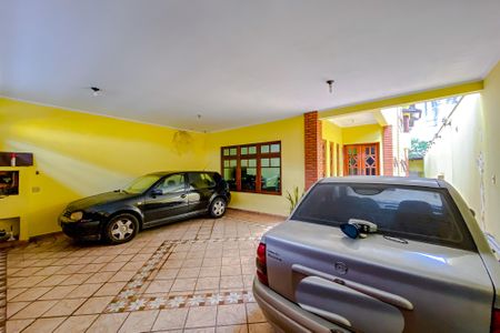 Casa à venda com 318m², 5 quartos e 3 vagasGaragem