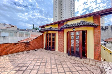 Casa à venda com 318m², 5 quartos e 3 vagasVaranda da Suíte