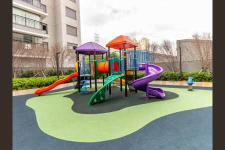 Apartamento à venda com 130m², 3 quartos e 2 vagasÁrea comum - Playground
