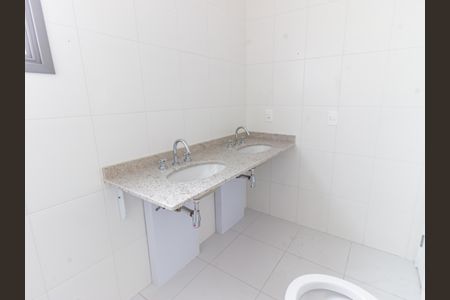 Apartamento à venda com 130m², 3 quartos e 2 vagasBanheiro da Suíte 1