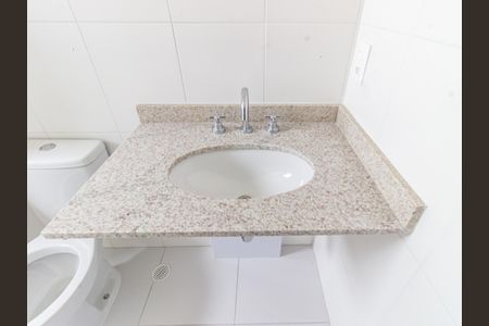 Apartamento à venda com 130m², 3 quartos e 2 vagasBanheiro da Suíte 2