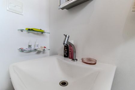 Apartamento para alugar com 42m², 1 quarto e sem vagaBanheiro